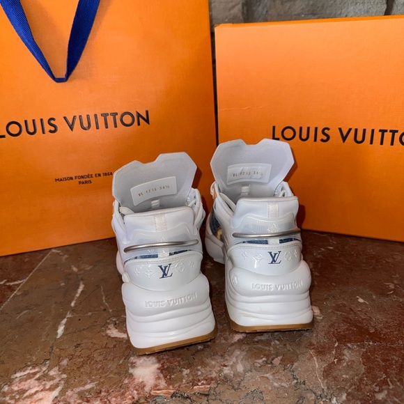 Louis Vuitton Denim Run 55 Sneaker - Picture 3 of 4